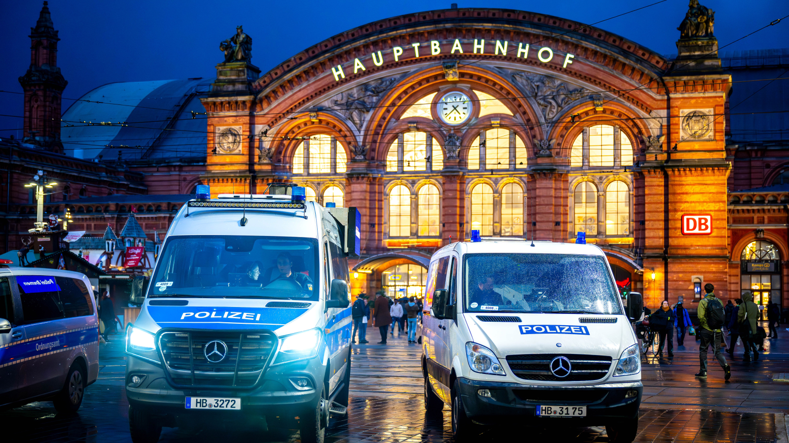 Bremen Merkez İstasyonu'nda Bıçaklı Saldırı: Polis Ateş Açtı!, © dpa