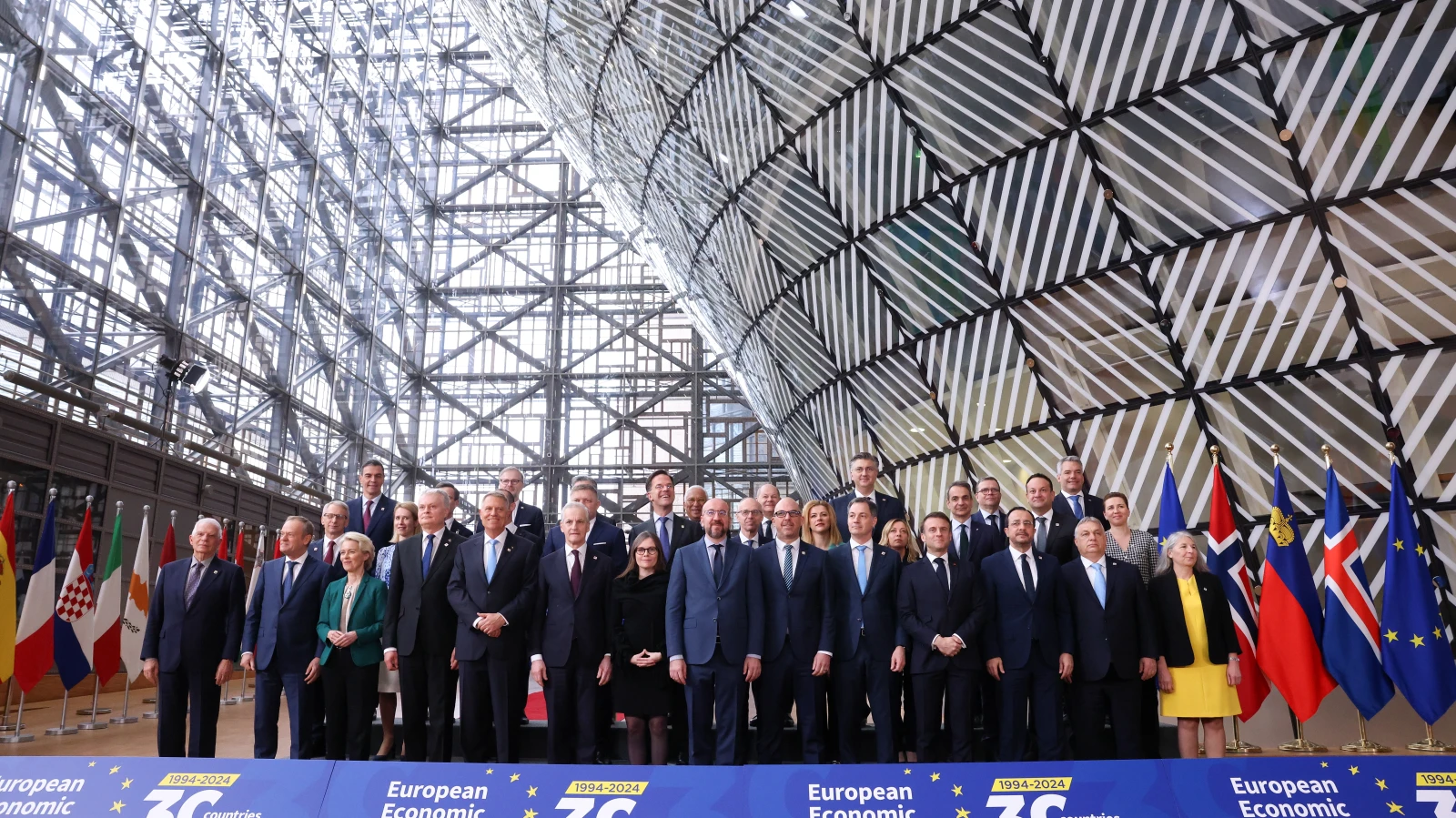 Daniel Risch trifft Staats- und Regierungschefs der 30 EWR-Länder, © Gaetan Claessens Daniel Risch trifft Staats- und Regierungschefs der 30 EWR-Länder, © Gaetan Claessens