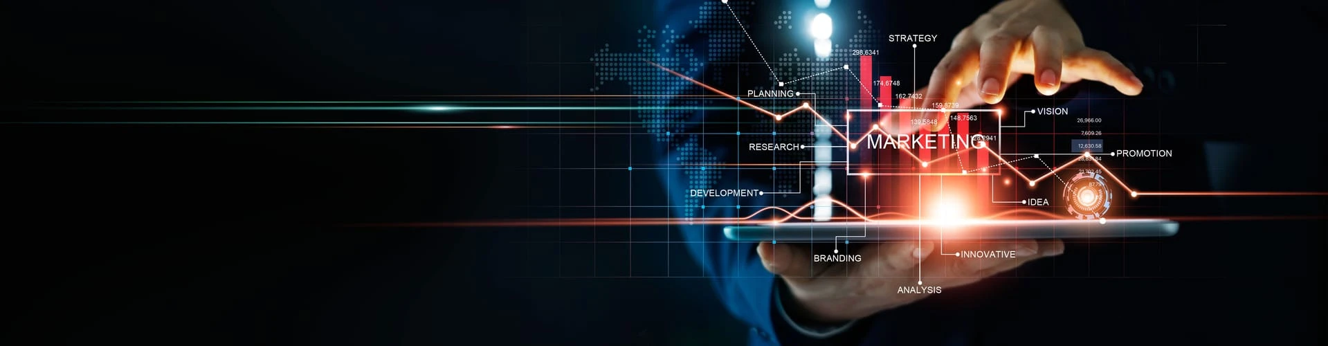 schwarzer Hintergrund, Person hölt ein Tablett in der Hand, darüber leuchten Balken auf, © Shutterstock schwarzer Hintergrund, Person hölt ein Tablett in der Hand, darüber leuchten Balken auf, © Shutterstock