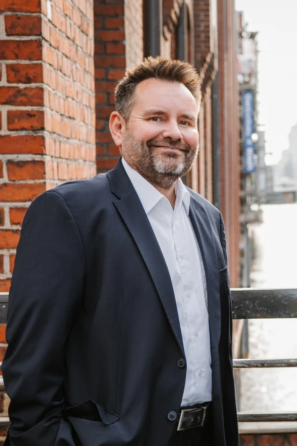 Matthias Schneekloth Geschäftsführer ROCK ANTENNE Hamburg, © Melanie Issel-Domberg, Lichtliebe Fotostudio Volksdorf Matthias Schneekloth Geschäftsführer ROCK ANTENNE Hamburg, © Melanie Issel-Domberg, Lichtliebe Fotostudio Volksdorf