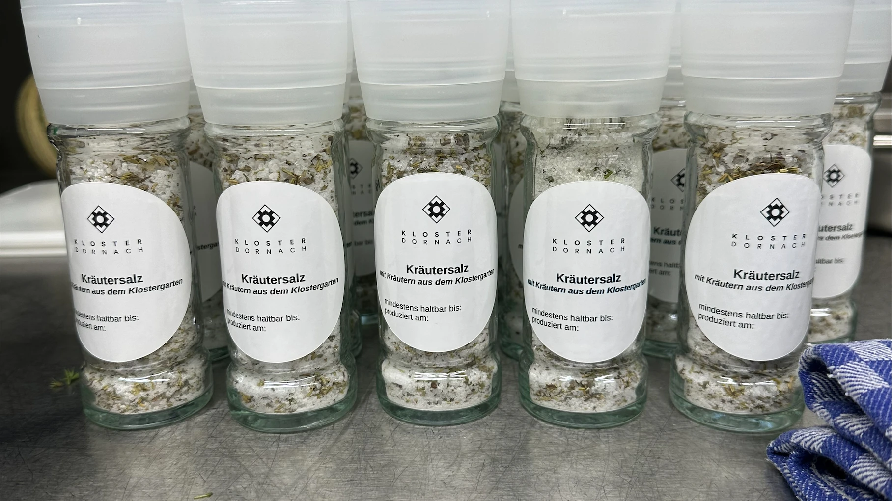 © Basilisk © Basilisk