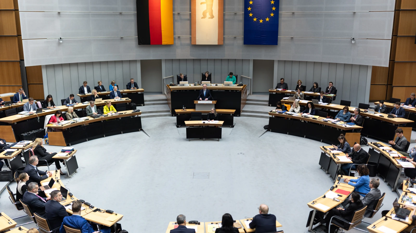 Berlin'de Gelecek Yıl seçim Var!, © Hannes P Albert/dpa Berlin'de Gelecek Yıl seçim Var!, © Hannes P Albert/dpa