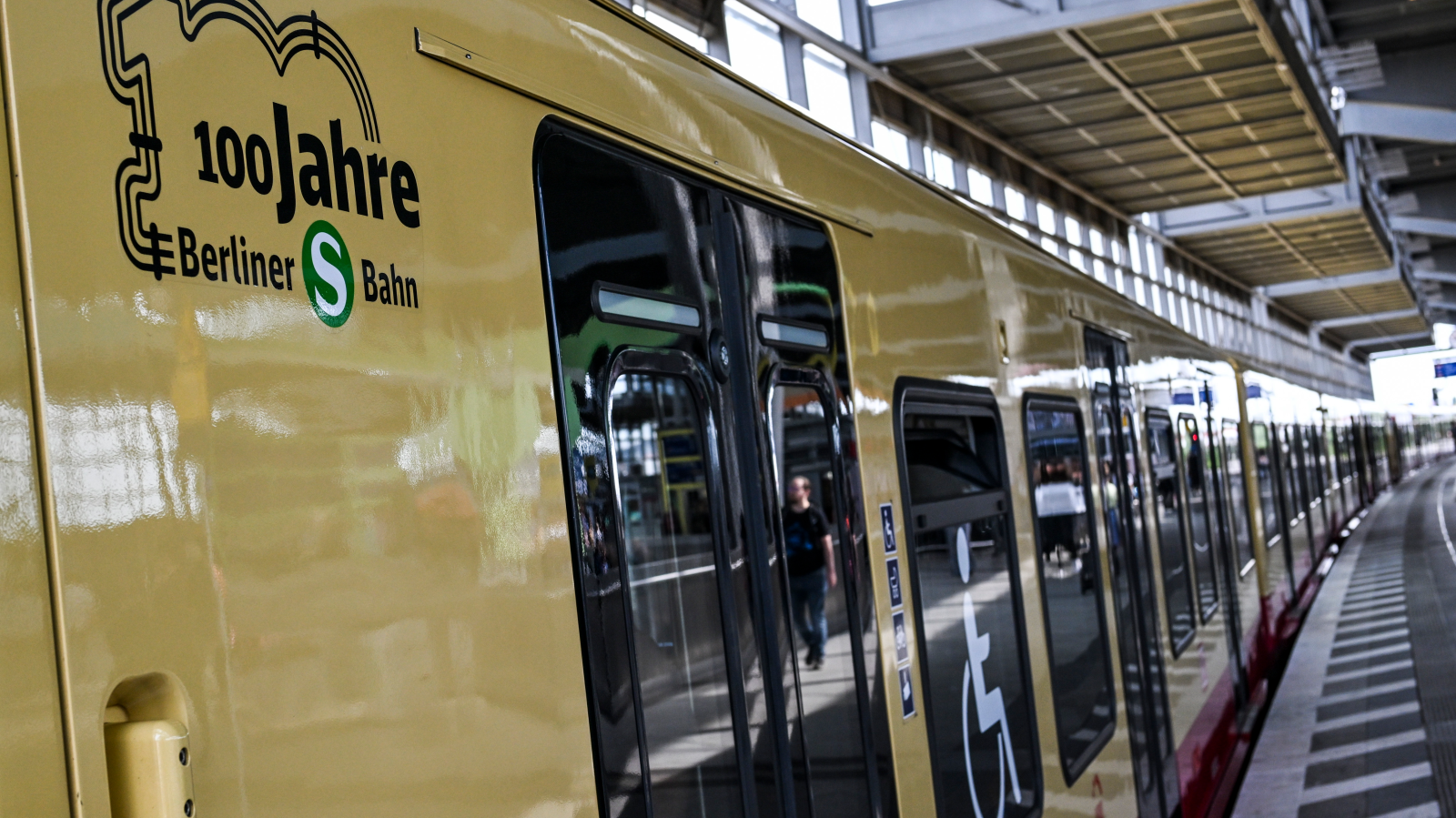 İyi ki Doğdun S-Bahn: S-Bahn 100 Yaşında! , © dpa