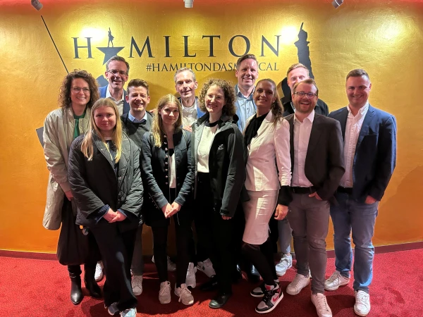 Verkaufsteam bei Hamilton Musical, © more Marketing Verkaufsteam bei Hamilton Musical, © more Marketing