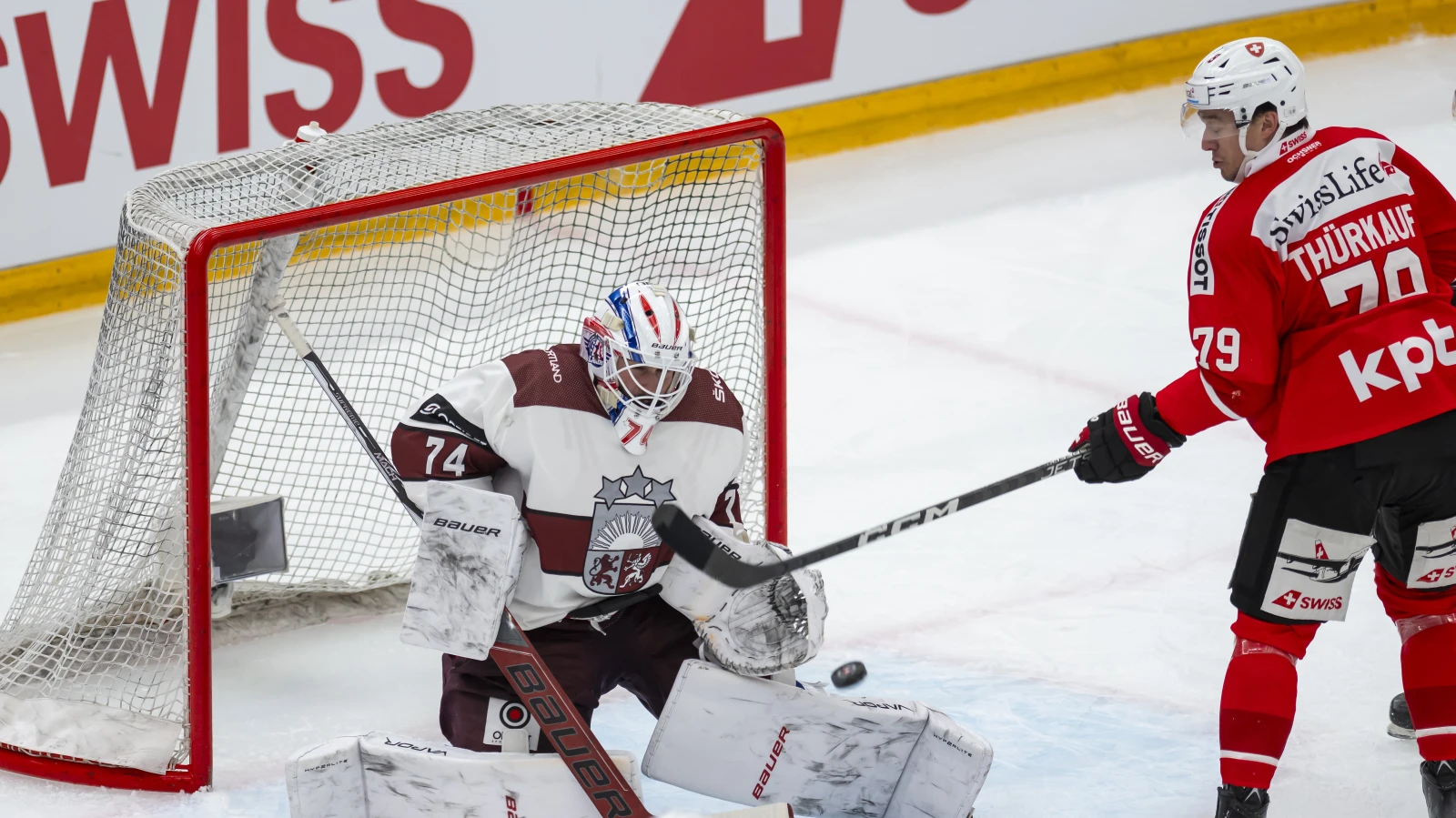 Schweizer Schützenfest gegen Lettland, © KEYSTONE/Martial Trezzini Schweizer Schützenfest gegen Lettland, © KEYSTONE/Martial Trezzini