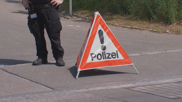 Mann stirbt bei Autounfall in Klettgau DE