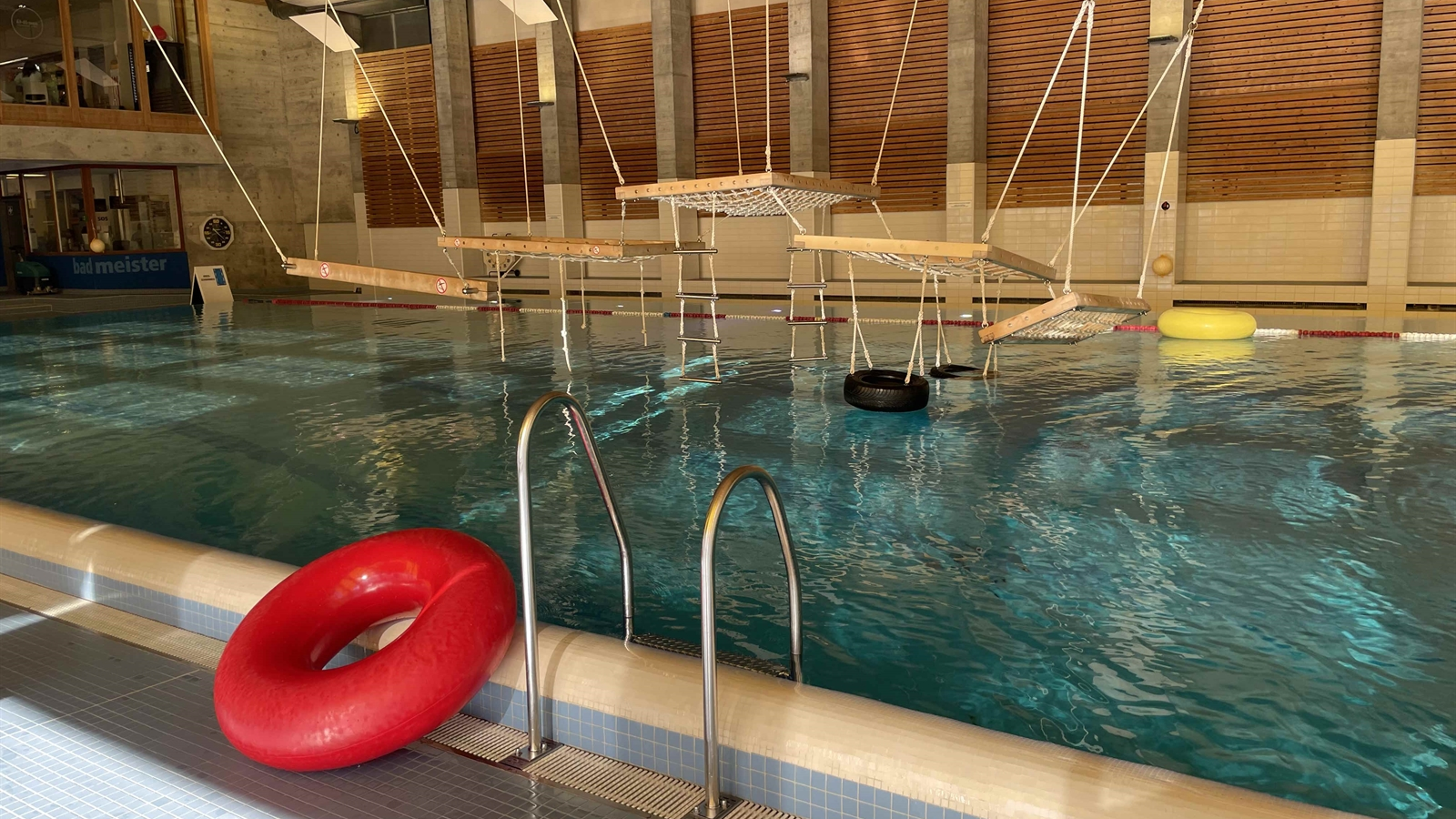 12-Jähriger muss nach Badespass reanimiert werden, © Kapo GR