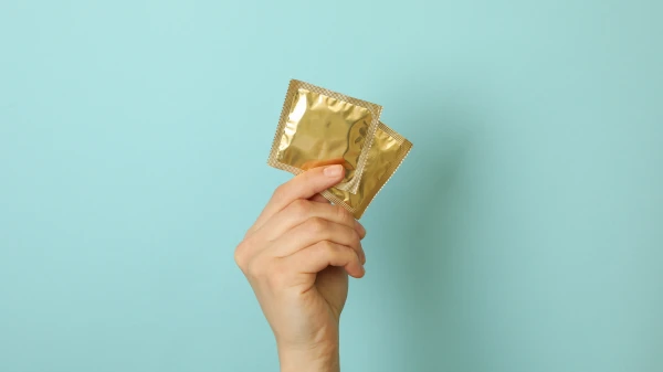 Spot des Monats Juni 2024: „Kondome testen“ von SGS proderm, © Shutterstock Spot des Monats Juni 2024: „Kondome testen“ von SGS proderm, © Shutterstock