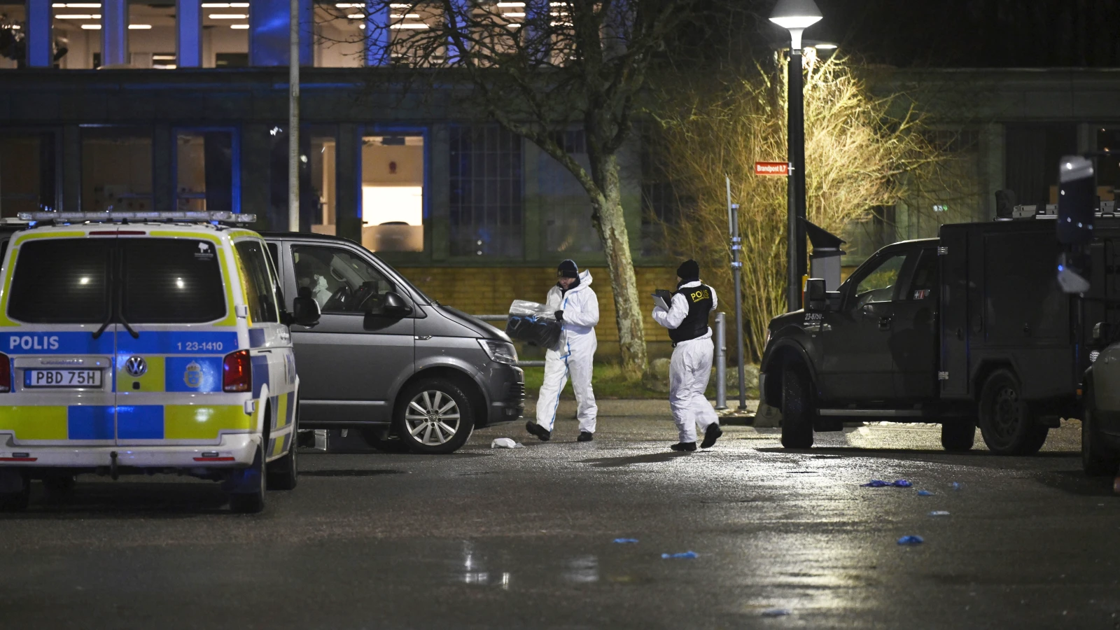 İsveç'te Okulda Silahlı Saldırı: En Az 11 Kişi Hayatını Kaybetti!, © dpa İsveç'te Okulda Silahlı Saldırı: En Az 11 Kişi Hayatını Kaybetti!, © dpa