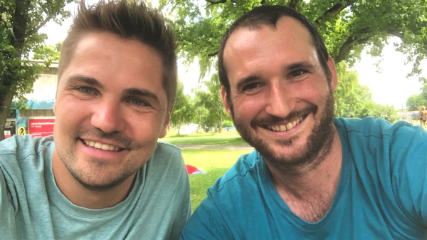 Sonnenbrillen und Flo werden keine Freunde Sonnenbrillen und Flo werden keine Freunde