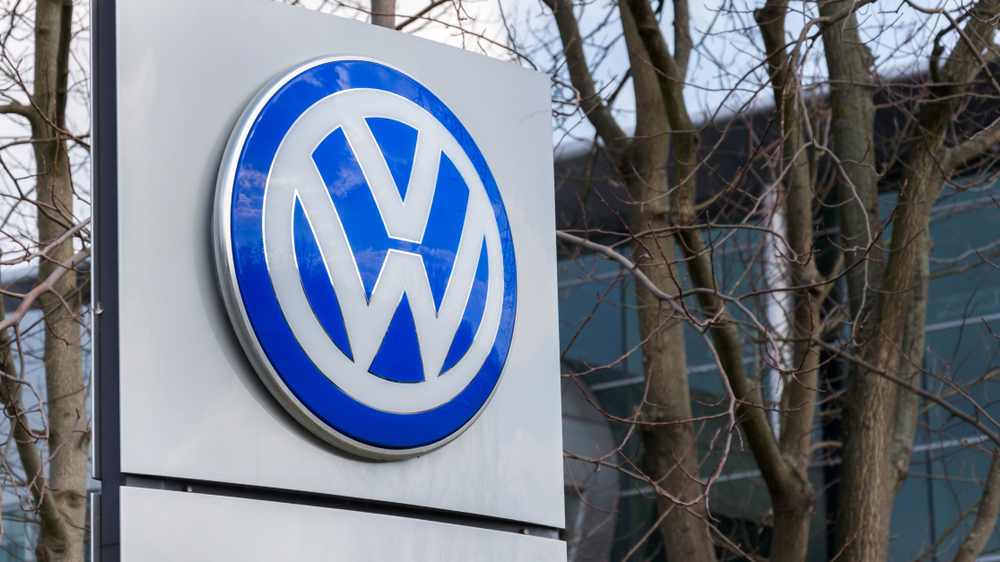Volkswagen Krizi Derinleşiyor: İşçi Sendikaları Ayakta, © shutterstock