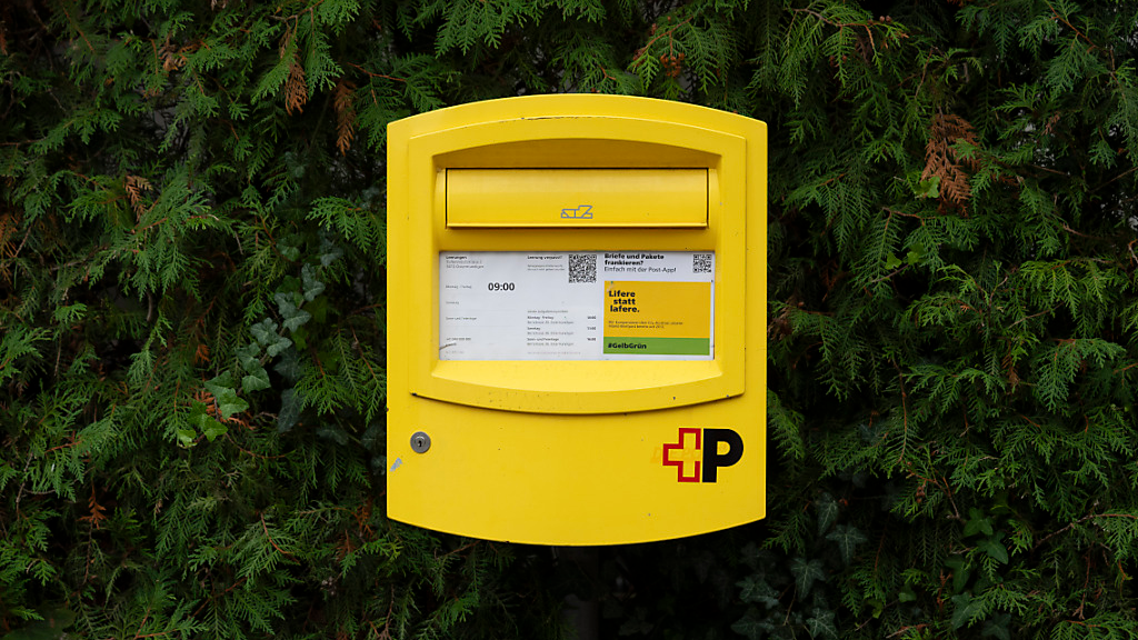 Rückläufiger Trend bei der Briefpost setzt sich auch 2023 fort, © Keystone/SDA