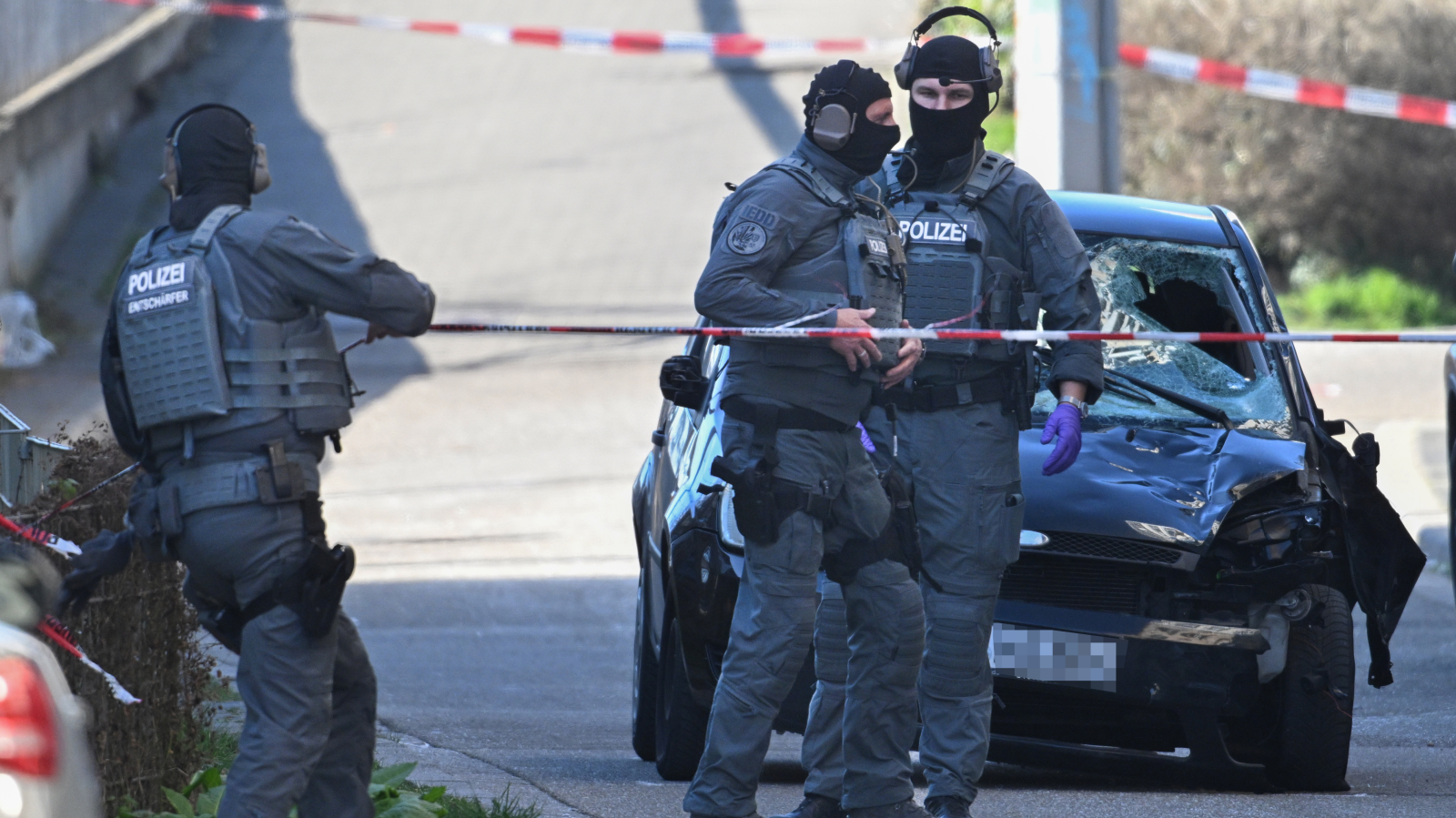 Saldırılar: Alman Medyasında Köken Göre Çifte Standart! , © Boris Roessler/dpa