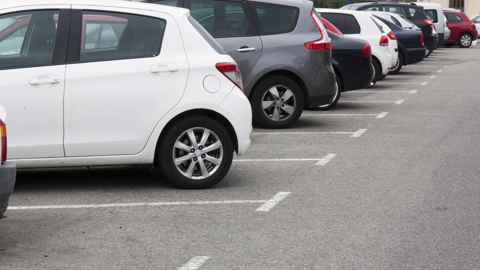 Avrupa'da 2024'ün İlk Yarısında En Çok Satan Otomobiller Açıklandı, © shutterstock Avrupa'da 2024'ün İlk Yarısında En Çok Satan Otomobiller Açıklandı, © shutterstock