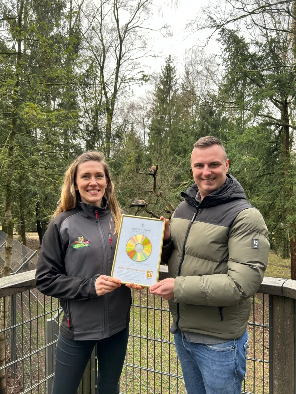 Spot des Monats Urkundenübergabe, © more Marketing Spot des Monats Urkundenübergabe, © more Marketing