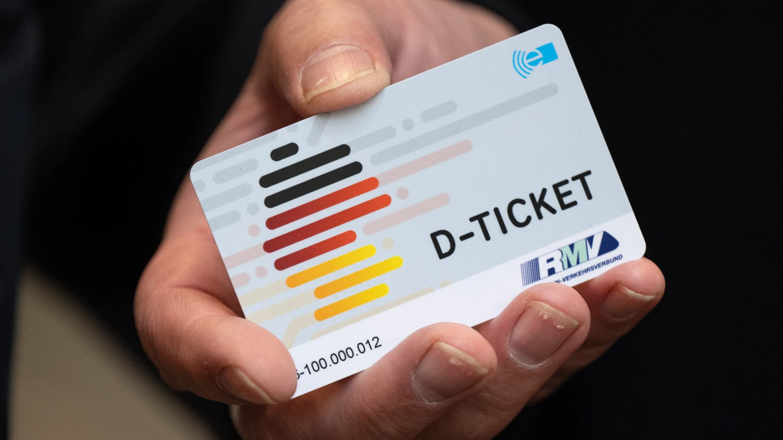 Deutschlandtickets 1 Ocak’ta Zamlanıyor!, © dpa Deutschlandtickets 1 Ocak’ta Zamlanıyor!, © dpa