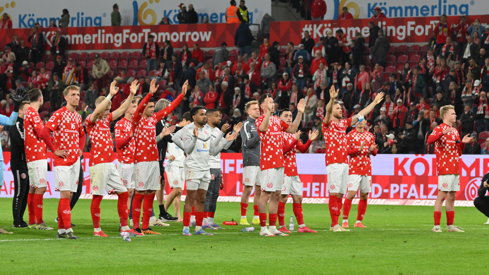 Bundesliga’da Rhein-Main Derbisi Beraberlikle Sonuçlandı!, © dpa