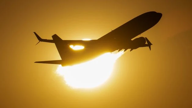 Uçakta Yan Koltuğun Boş Kalmasını İstiyorsanız: İpuçları!, © dpa Uçakta Yan Koltuğun Boş Kalmasını İstiyorsanız: İpuçları!, © dpa