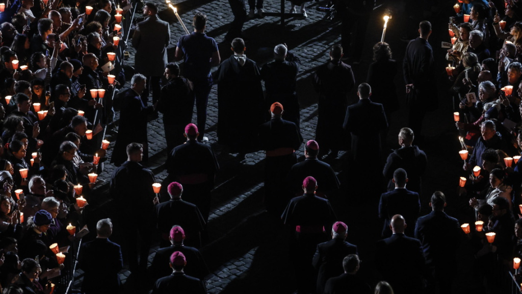 Papst Franziskus eröffnet Osternachtsmesse , © Keystone / SDA / Archivbild
