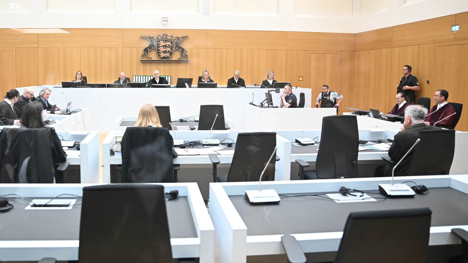 Terör Bağlantılı Kişiye 2,5 Yıl Hapis Cezası, © dpa Terör Bağlantılı Kişiye 2,5 Yıl Hapis Cezası, © dpa