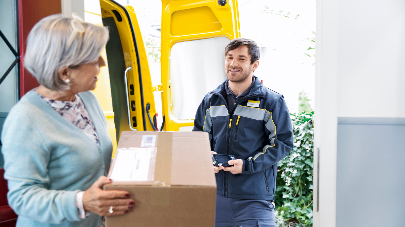 Post Zustellung Pakete , © Schweizer Post