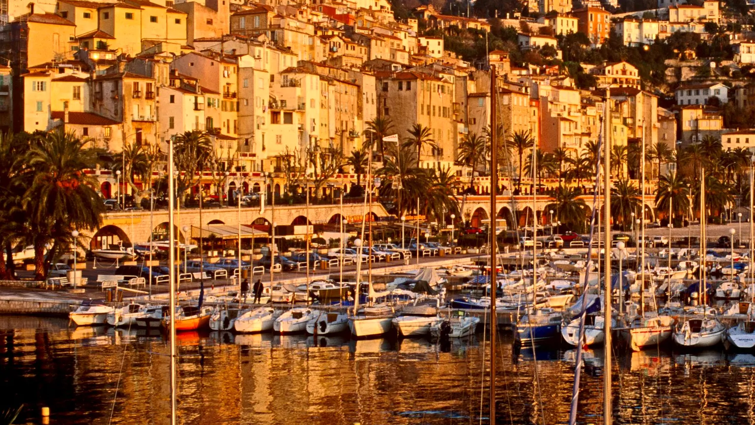 Sonnige Gegend, finstere Gestalten, © In Pictures Ltd./​Corbis/​Getty Images