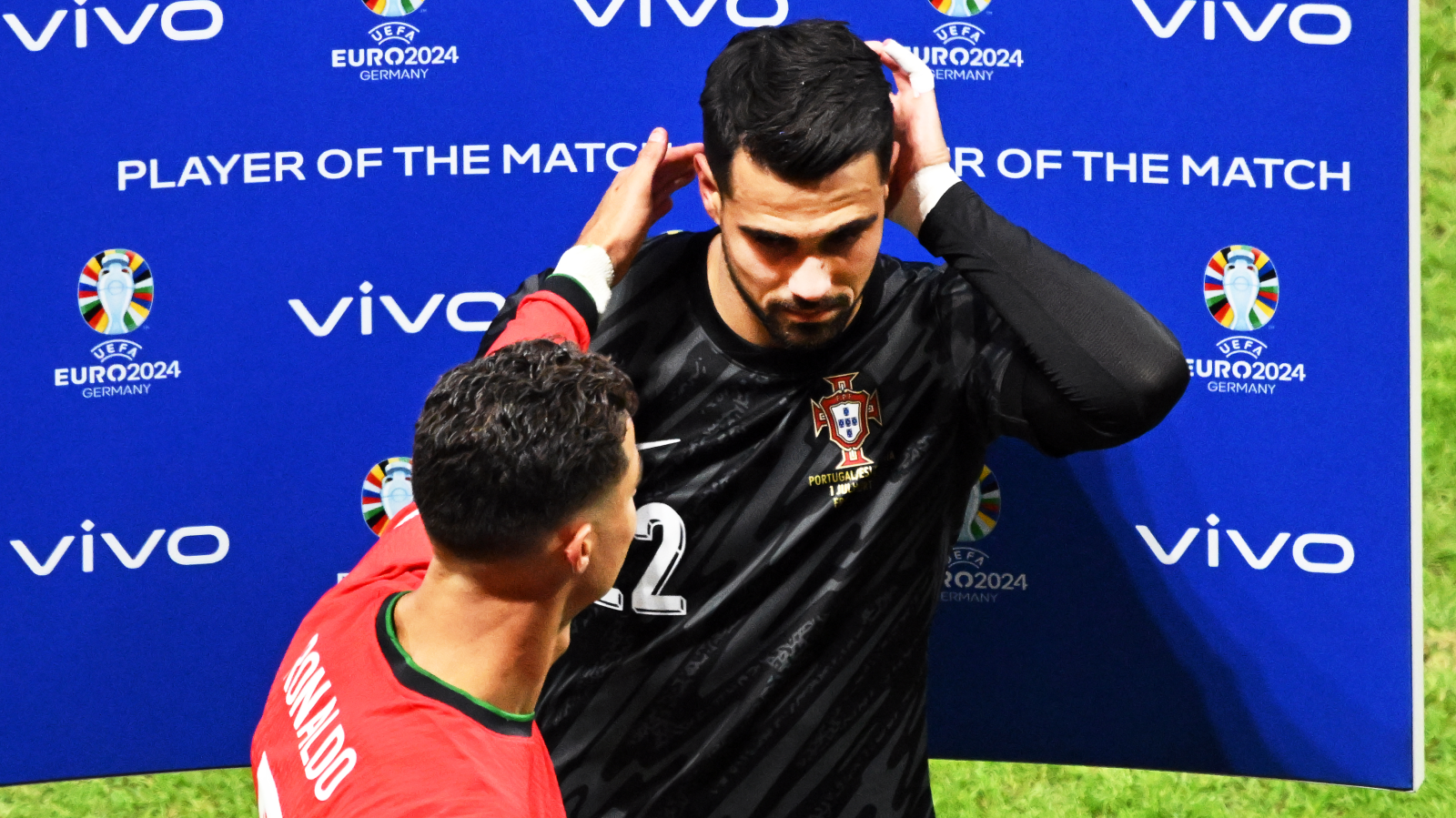 Portugal dank Goalie Diogo Costa im Penaltyglück, © Keystone/SDA