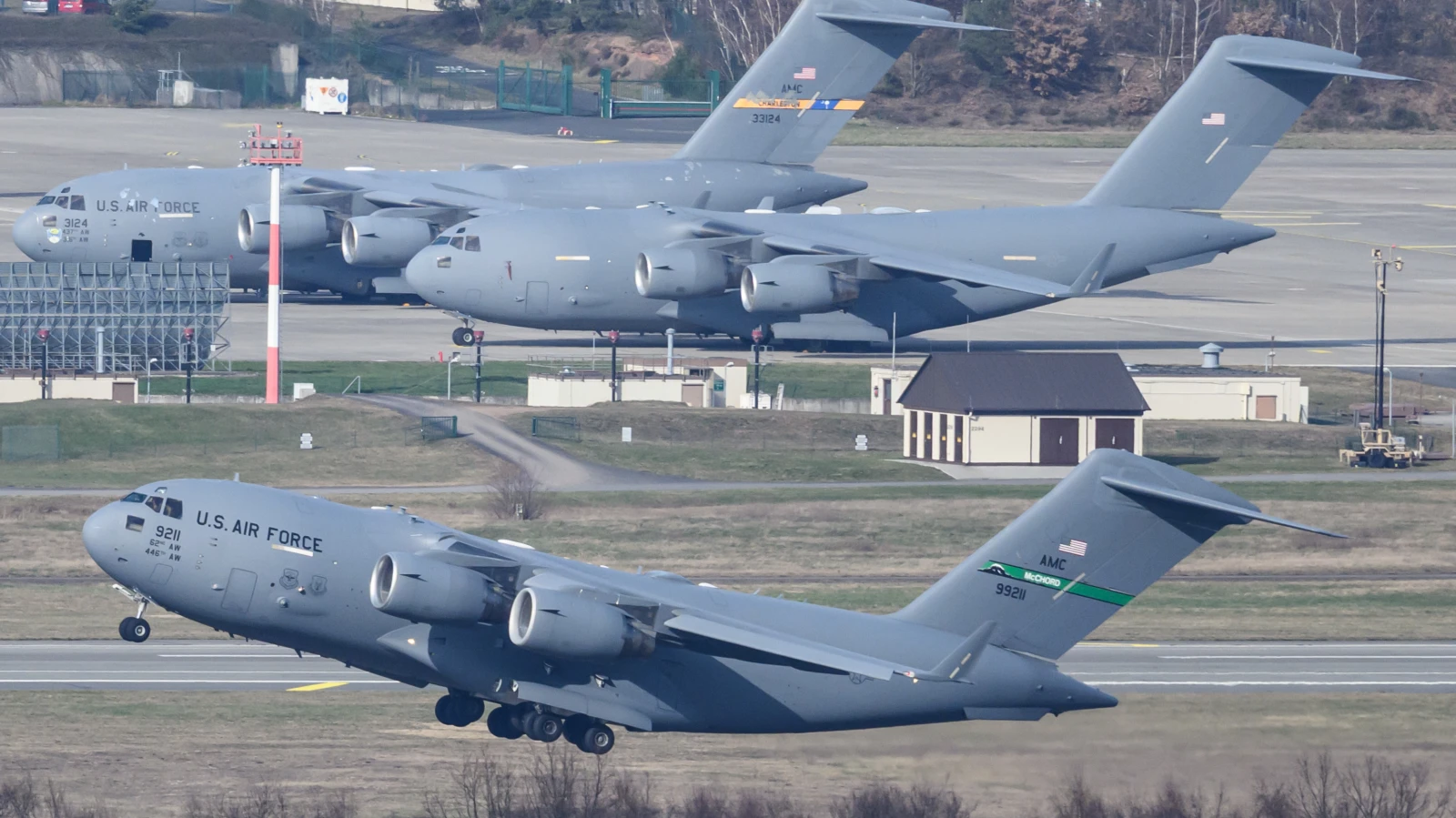 Pfalz'ta ABD Ordusunda Sivil Çalışanlar Grevde, © Boris Roessler/dpa Pfalz'ta ABD Ordusunda Sivil Çalışanlar Grevde, © Boris Roessler/dpa