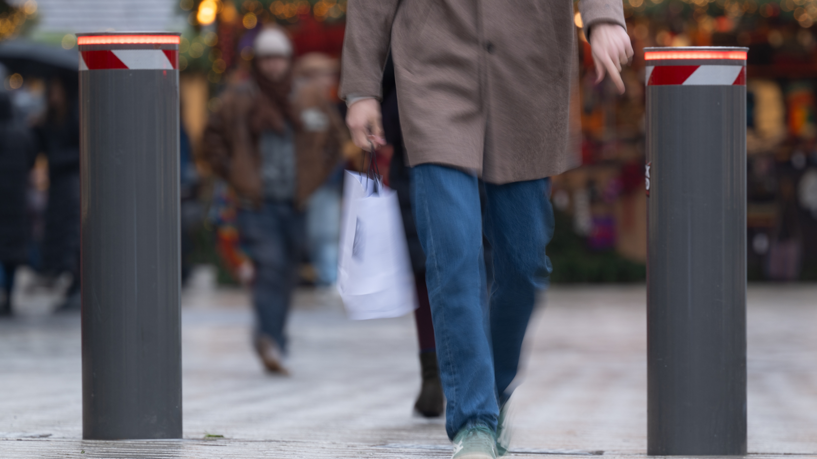 Berlin'de Poller Tartışması: Trafik İçin Uygun mu?, © dpa