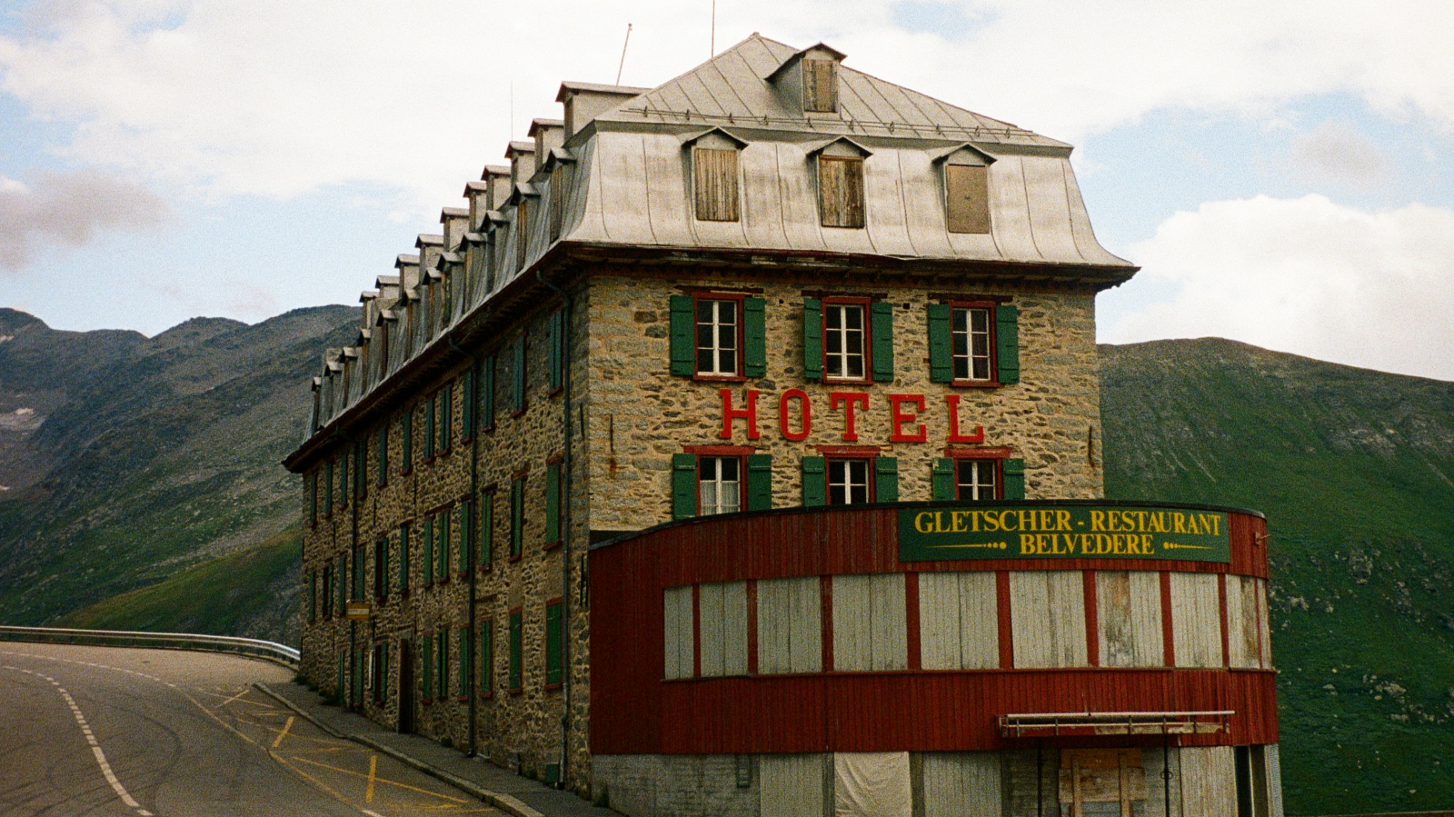 Schweizer Hotels erhöhen die Preise, © Symbolbild: Unsplash/ Maryna Yanul