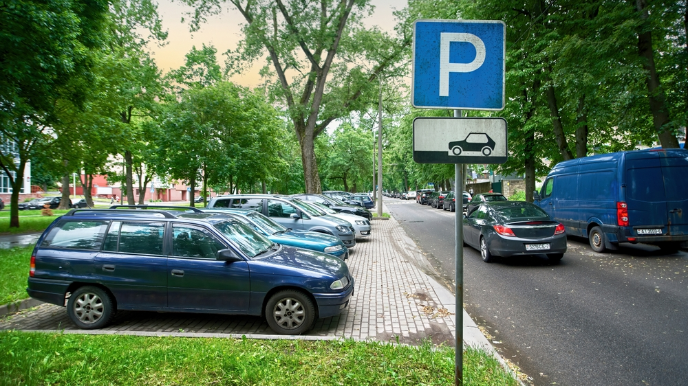 Berlin’de ‘Anwohner Parkausweiss’ Zamlanıyor!, © shutterstock