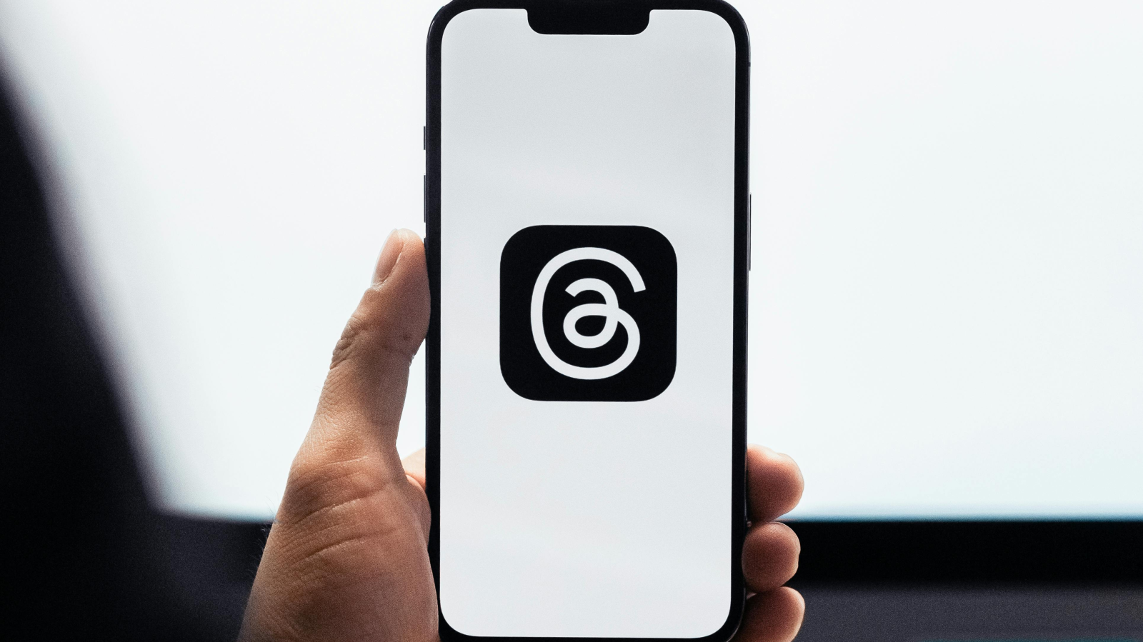 Facebook ve Instagram Verileri Kararı Gündemde!, © Julio Lopez