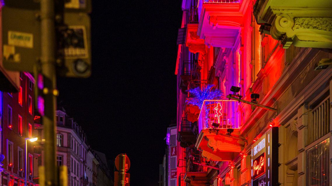 Frankfurt Bahnhofsviertel İçin Yeni Strateji Tartışma Yarattı!, © Andreas Arnold/dpa