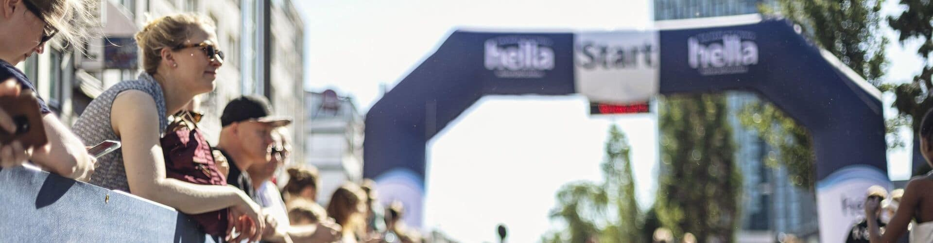 Laufbahn mit Hella durchlauf, © Shutterstock