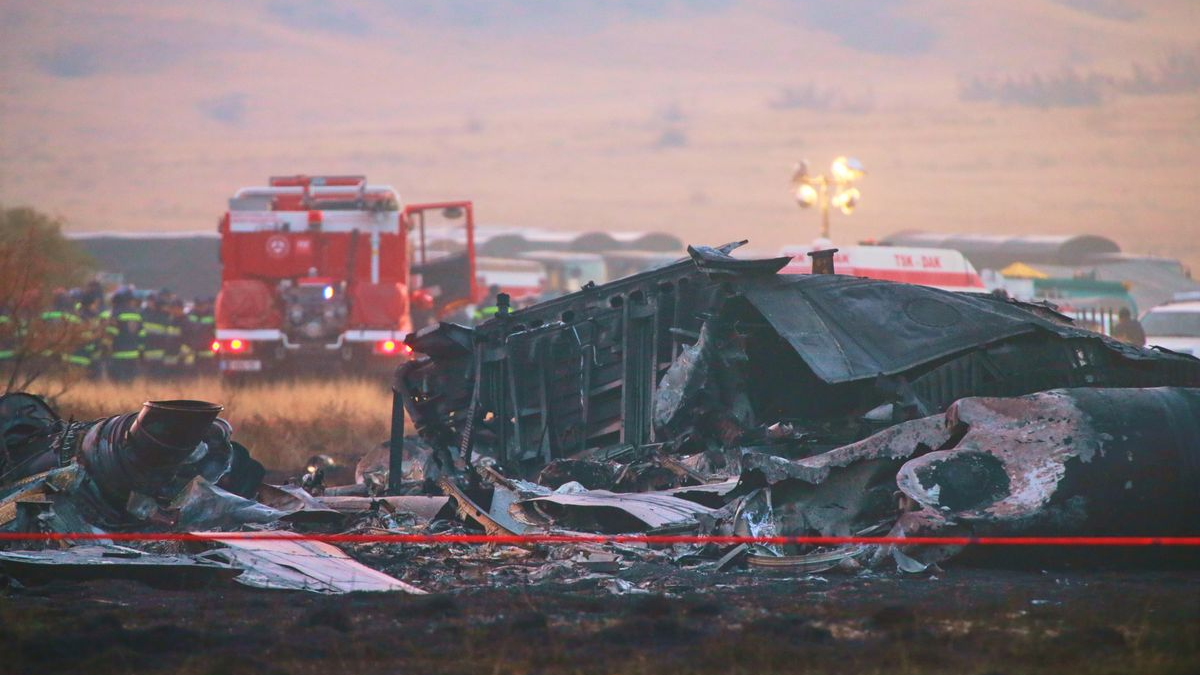 Gürcistan’da Düşen Türk Uçağında Ayrıntı: Burun ve Kuyruk Kısmı Koptu!, © Zurab Tsertsvadze/AP/dpa