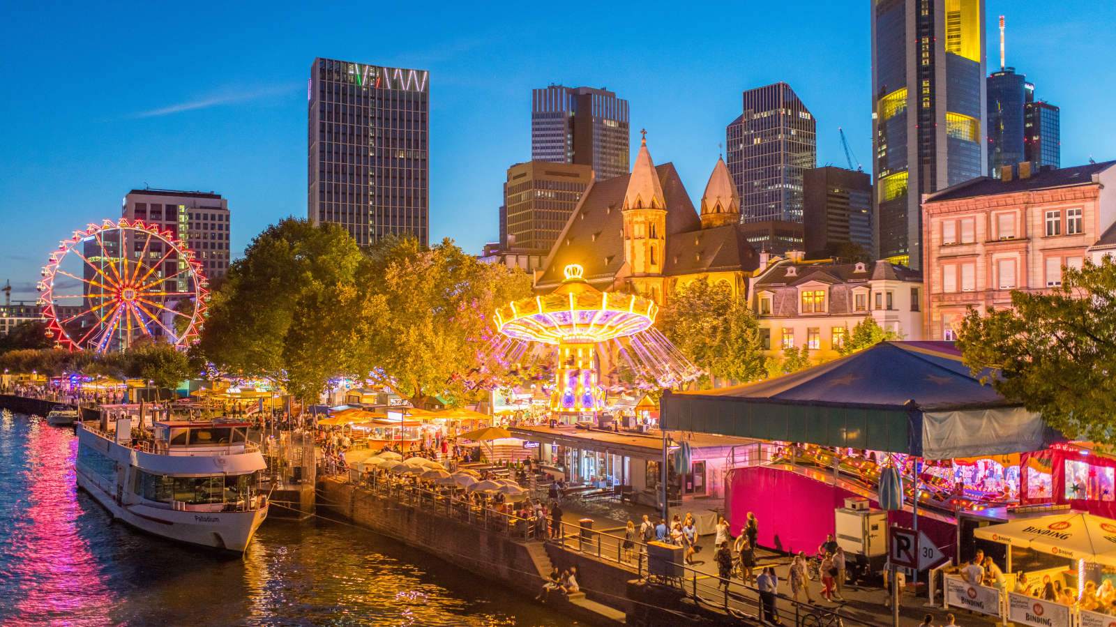 Frankfurt, © visitfrankfurt__Holger_Ullmann.jpg