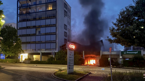Bankomat in Oberwil gesprengt, © Polizei Basel-Landschaft 