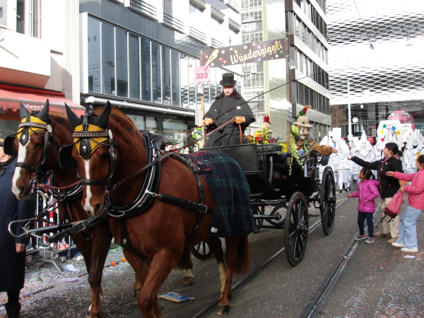 Die Chaisen werden selten, © Chaise Wundergiggli