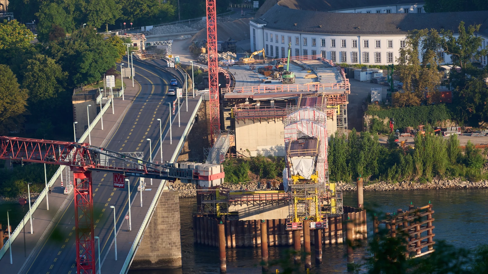 Koblenz’de Pfaffendorfer Köprüsü Yenileniyor, © Thomas Frey/dpa Koblenz’de Pfaffendorfer Köprüsü Yenileniyor, © Thomas Frey/dpa