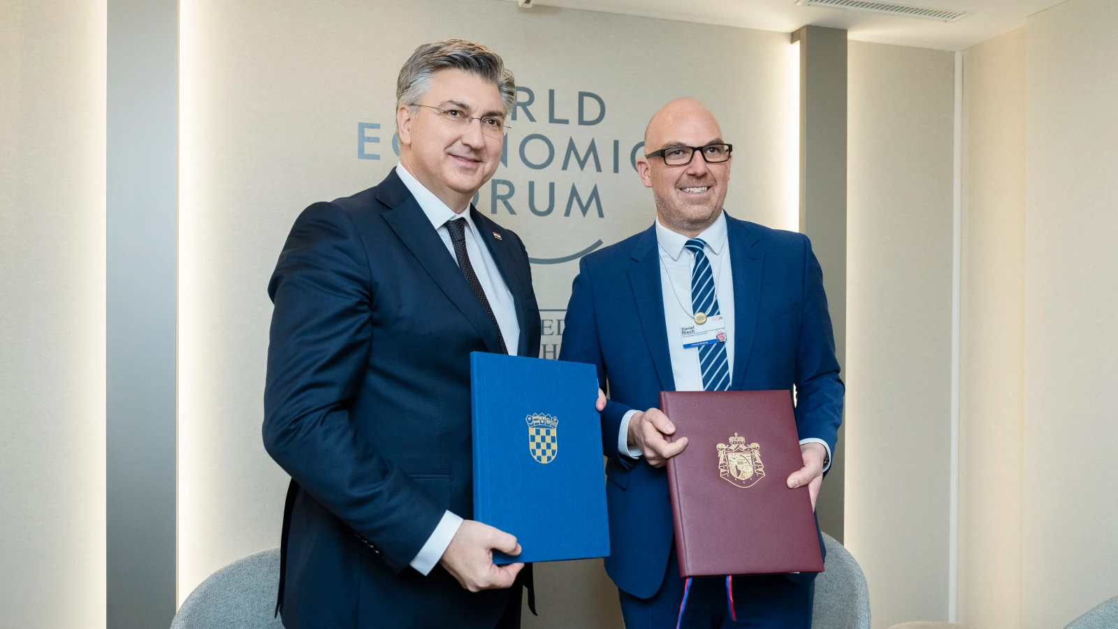 Doppelbesteuerungsabkommen ist unterzeichnet, © IKR Doppelbesteuerungsabkommen ist unterzeichnet, © IKR