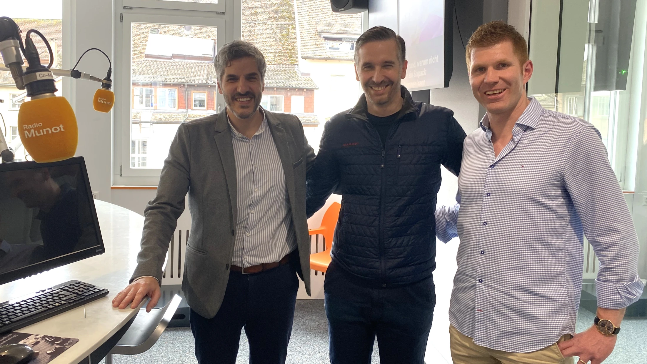 © Von links: Simon Stocker, Robin Blanck, Christian Mundt. Bild: Radio Munot © Von links: Simon Stocker, Robin Blanck, Christian Mundt. Bild: Radio Munot