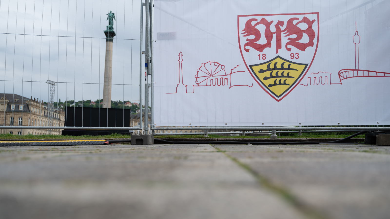 Stuttgart’ta DFB-Pokal Finali İçin Dev Ekranlı Kutlama: Schlossplatz’ta Ücretsiz Public Viewing, © Markus Lenhardt/dpa