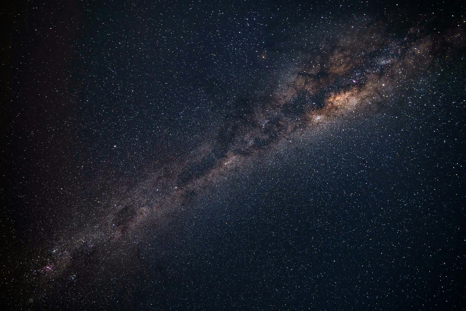 Es regnet Weltraumschrott, © Philippe Donn