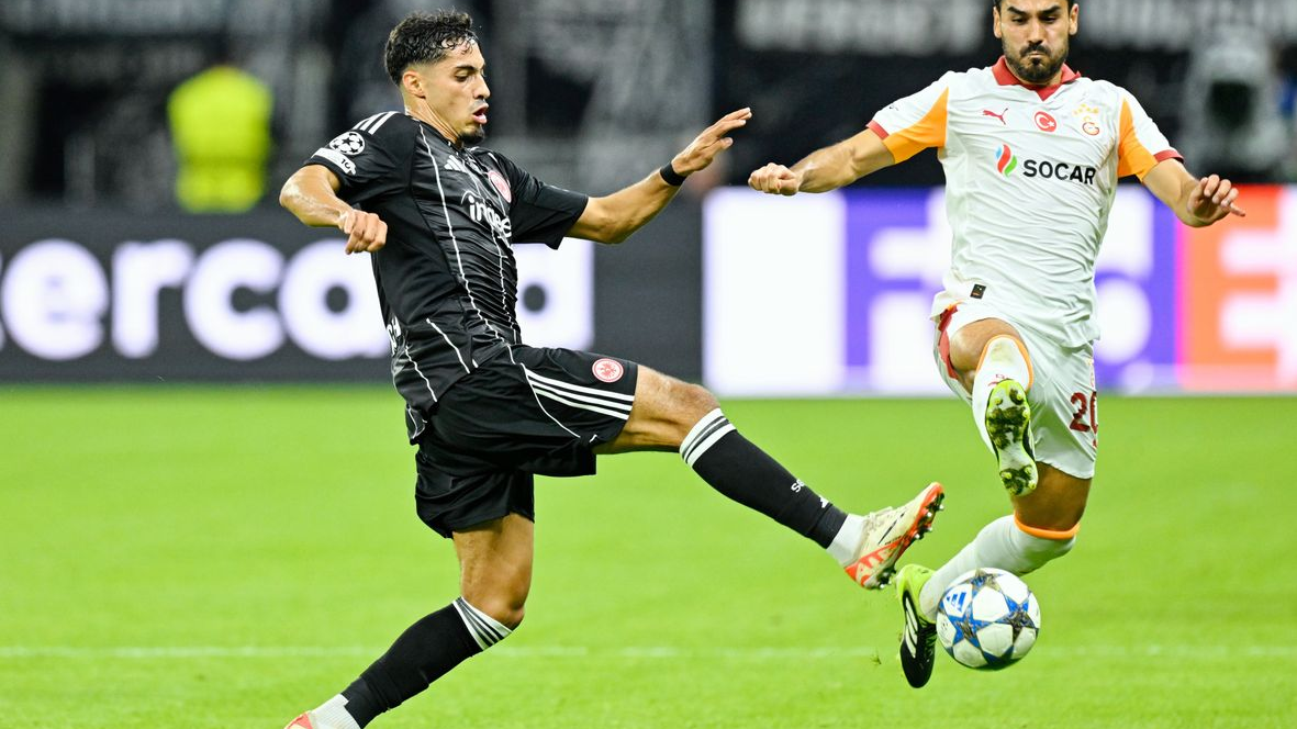 Almanya’da ağır yenilgi: Galatasaray Frankfurt deplasmanında farklı yenildi!, © Uwe Anspach/dpa