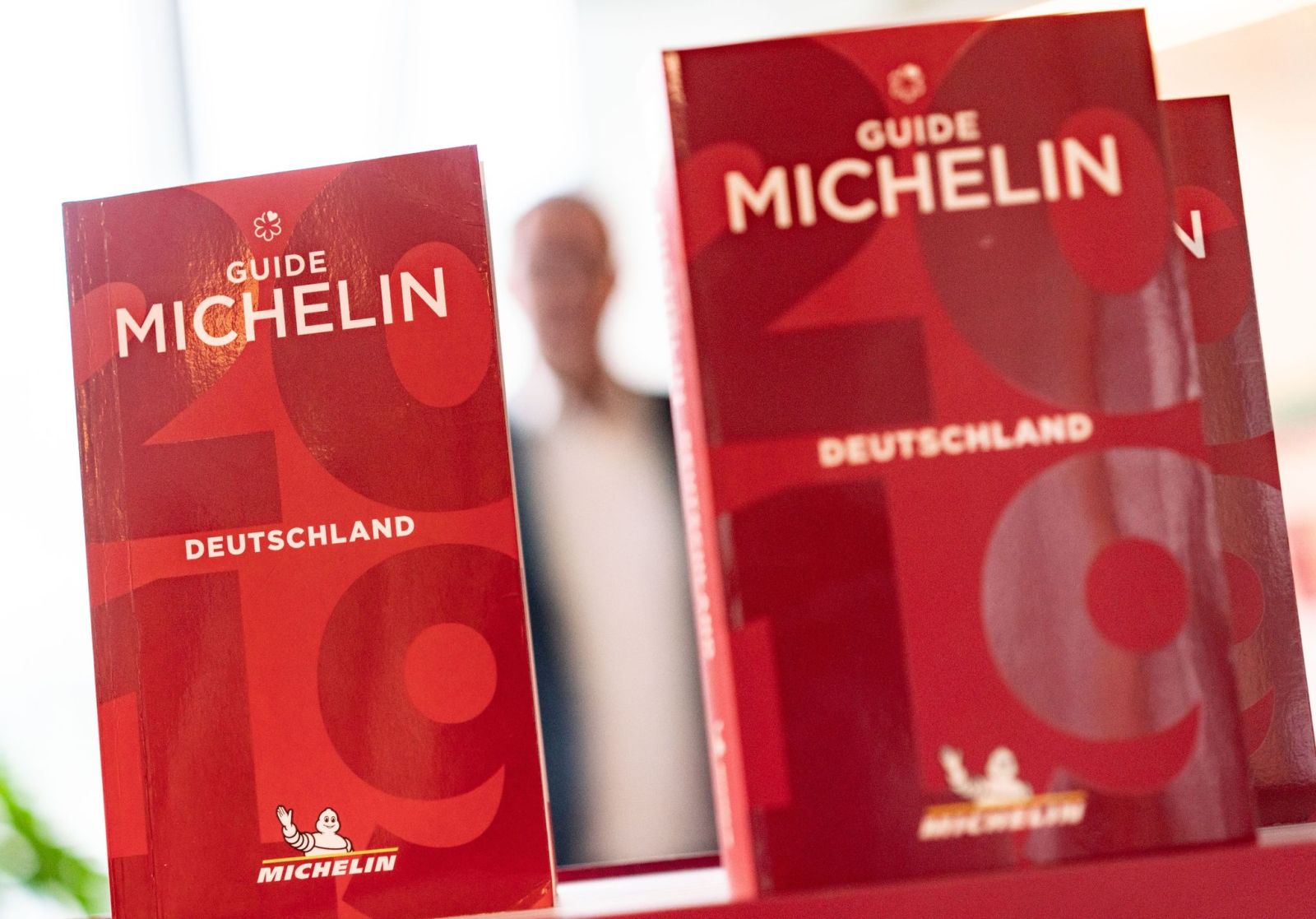Ausgaben des «Guide Michelin».