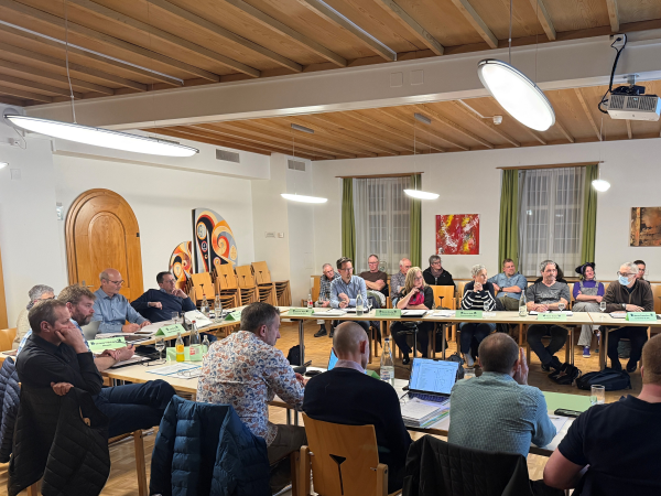 RESU-Beitritt vom Tisch: Thaynger Gemeinderat zieht Antrag zurück, © Radio Munot