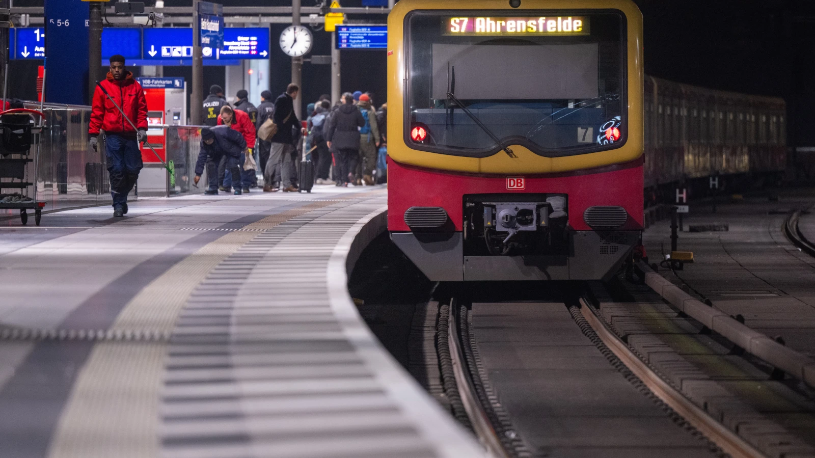 City S-Bahn Hattı Yıl Sonunda Açılıyor!, © dpa City S-Bahn Hattı Yıl Sonunda Açılıyor!, © dpa