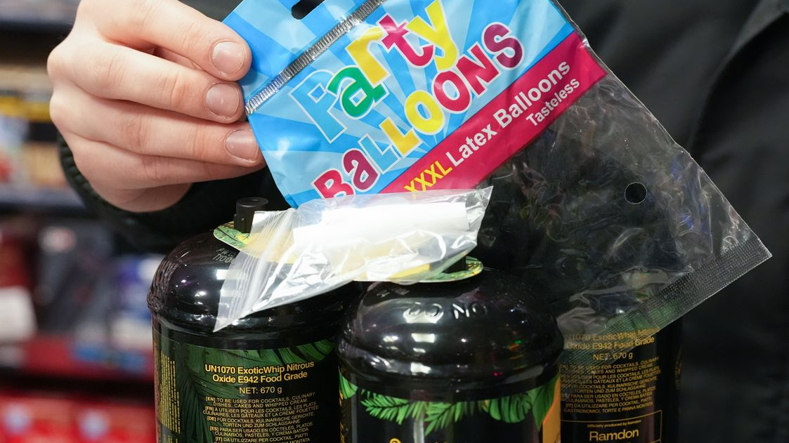 NRW´de "Lachgas" Gençler İçin Tehlike Saçıyor, © Marcus Brandt/dpa