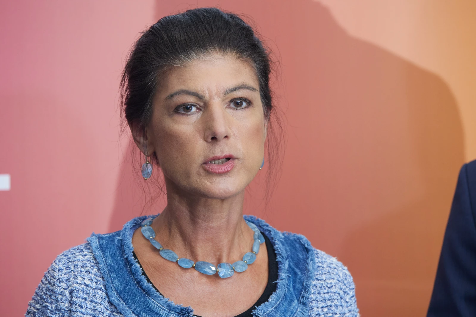 Wagenknecht’ten AfD çıkışı: Brandmauer tartışması büyüyor, © Jörg Carstensen/dpa Wagenknecht’ten AfD çıkışı: Brandmauer tartışması büyüyor, © Jörg Carstensen/dpa