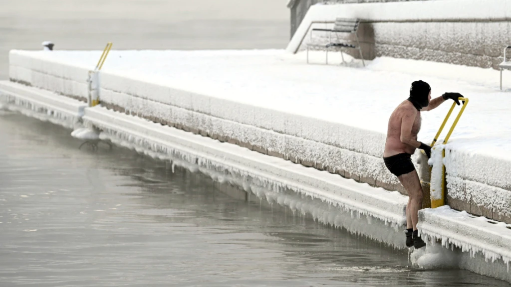 Minus 40 Grad - Europas hoher Norden bibbert, © Vesa Moilanen/Lehtikuva/AP/dpa Minus 40 Grad - Europas hoher Norden bibbert, © Vesa Moilanen/Lehtikuva/AP/dpa
